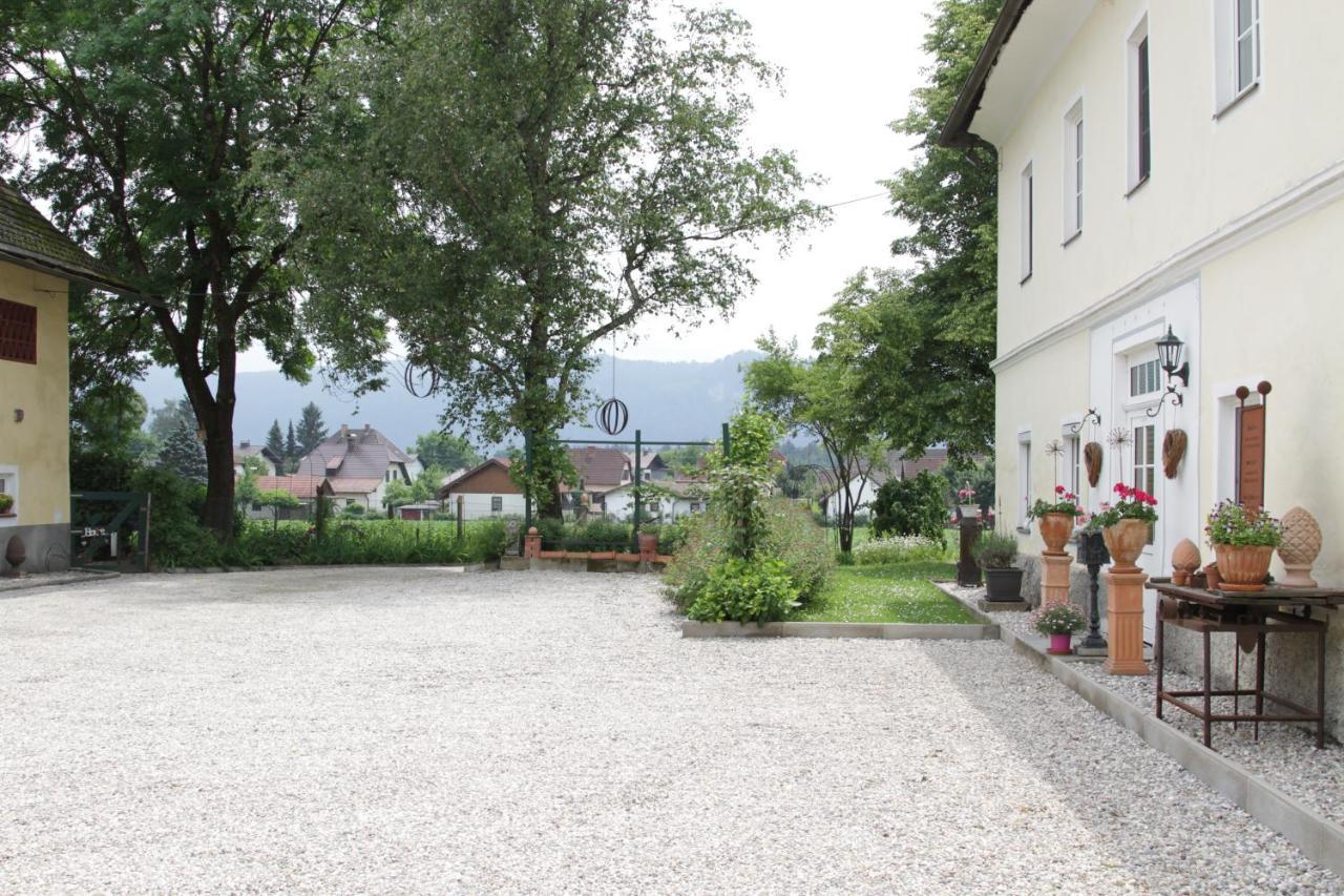 Gutshof Bartl 2 Apartment Klagenfurt am Woerthersee ภายนอก รูปภาพ