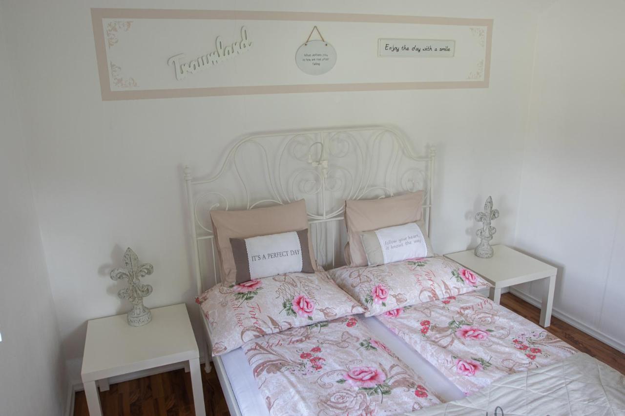 Gutshof Bartl 2 Apartment Klagenfurt am Woerthersee ภายนอก รูปภาพ