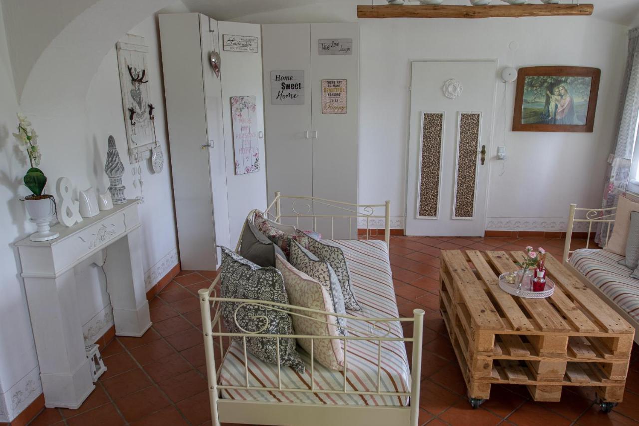 Gutshof Bartl 2 Apartment Klagenfurt am Woerthersee ภายนอก รูปภาพ