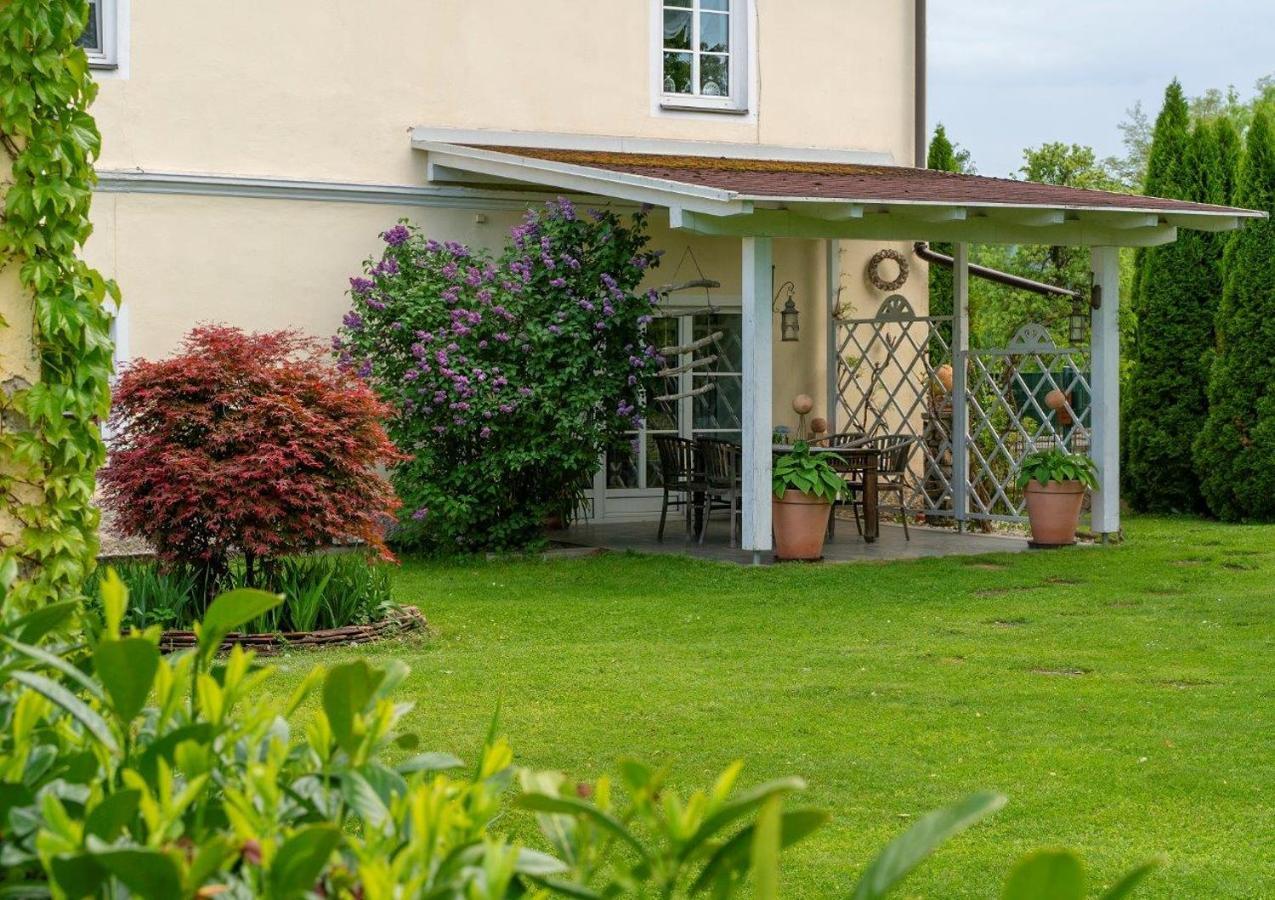 Gutshof Bartl 2 Apartment Klagenfurt am Woerthersee ภายนอก รูปภาพ